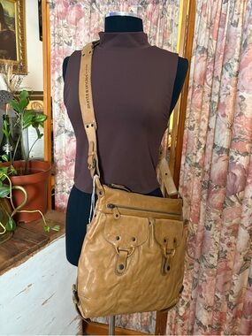 Mrs. Coffee Pie- Nude - Aunts & Uncles  Shoulder Bag with Adjustable Strap